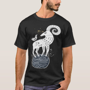 Camiseta Ram Ovinos com Cornos Curvos Arte Universo Celesti