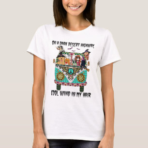 Camiseta Rapariga De Hippie E Bruxa De Cães Num Deserto Es