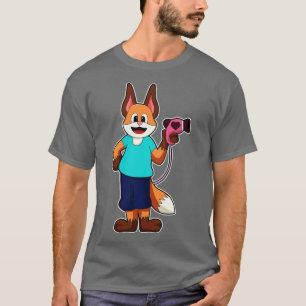 Camiseta Raposa como Cabeleireiro com Secador de Cabelo