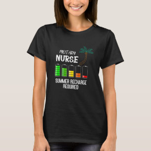 Camiseta Recarga de Férias de Verão de Enfermeira Militar -