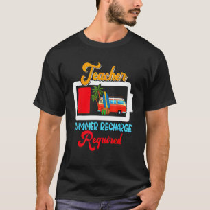 Camiseta Recarga de Verão do Professor Necessária Bateria