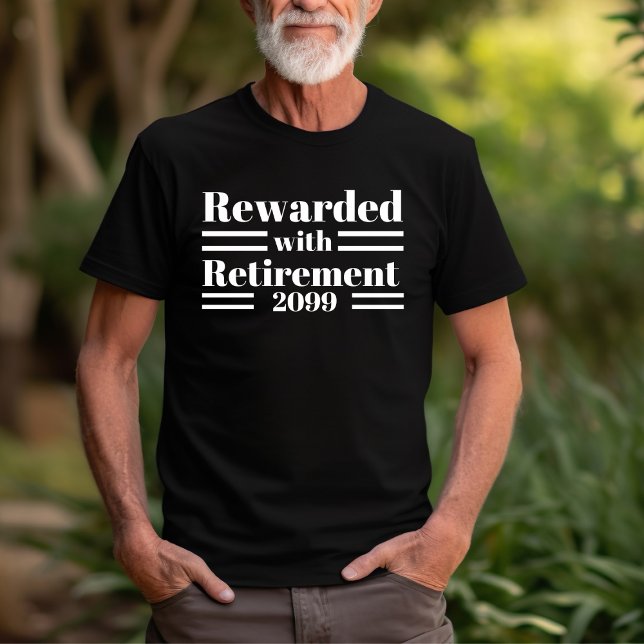 Camiseta Recompensa com Presente Simples Moderno de Ano de  (Criador carregado)