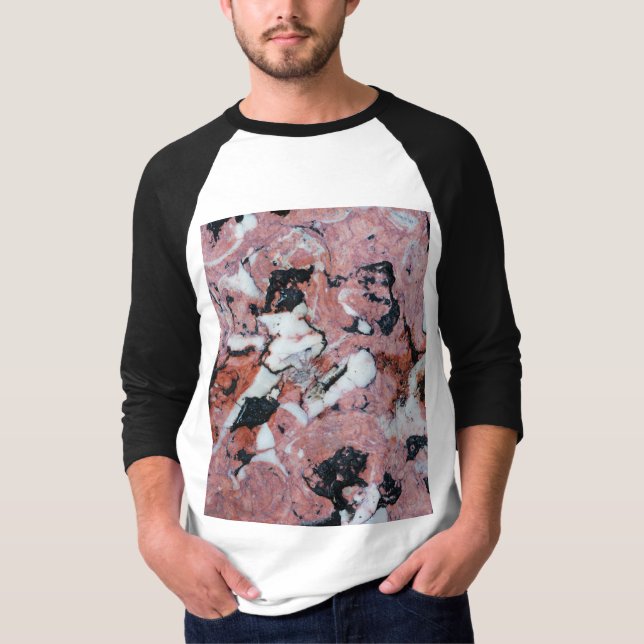 Camiseta Red and Black Brecciated Marble Stone Texture with (Frente)