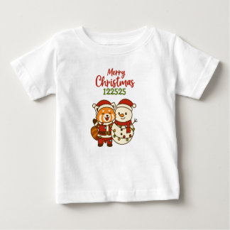 Camiseta Red panda standing next to Snowman