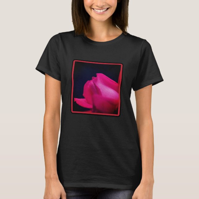 Camiseta Red Rosebud Raindrops (Frente)