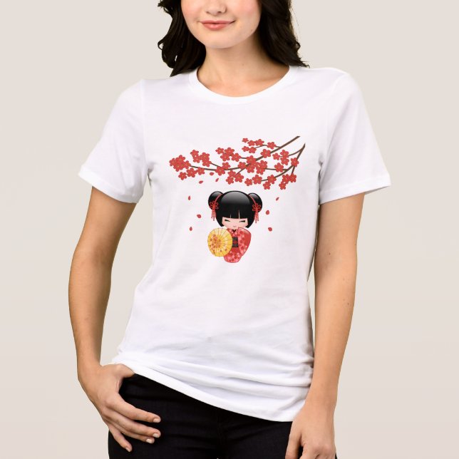 Camiseta Red Sakura Kokeshi Doll - Geisha Japonês (Frente)