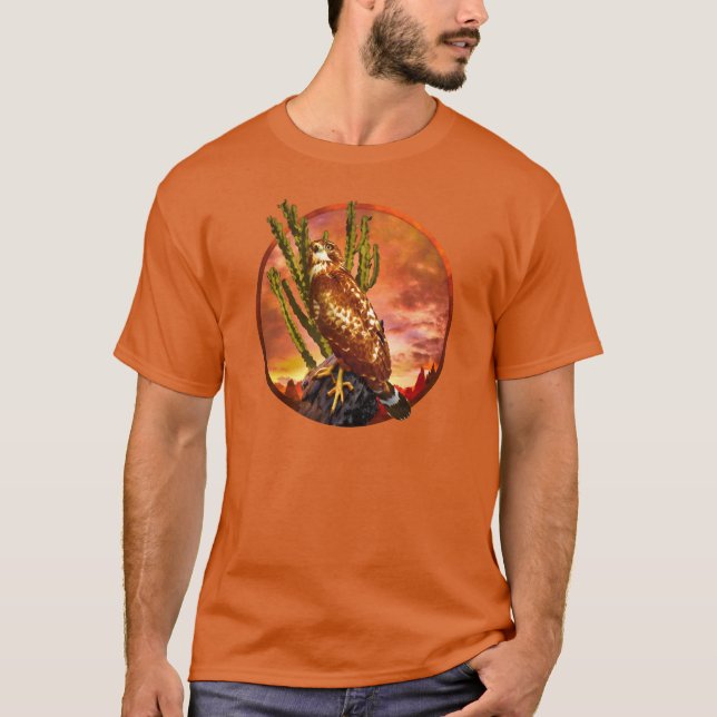 Camiseta Red Shoulked Hawk ÚLTIMA LUZ DESERTA (Frente)