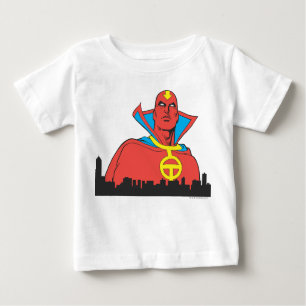 Camiseta Red Tornado Atrás da Cityscape