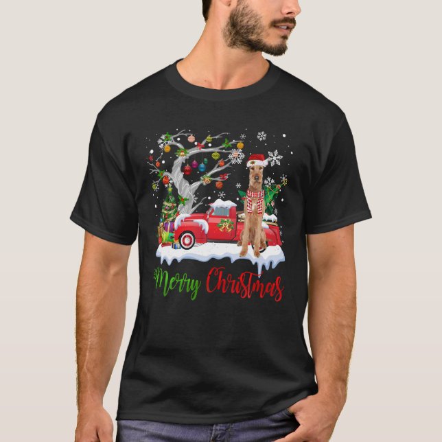 Camiseta Red Truck Merry Árvore de Natal Irlandês Terrier P (Frente)