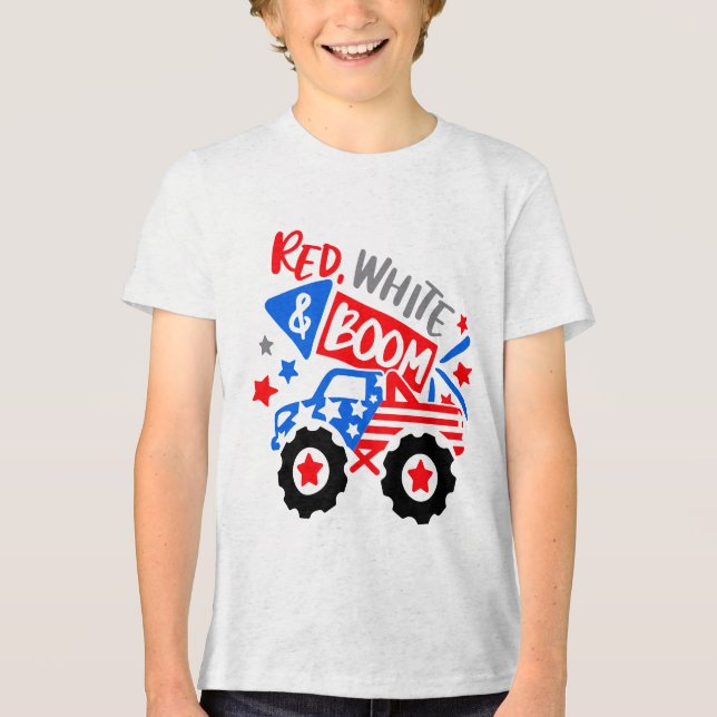 Camiseta Red WHITE & BOOM Firecracker Monster Truck (Frente)