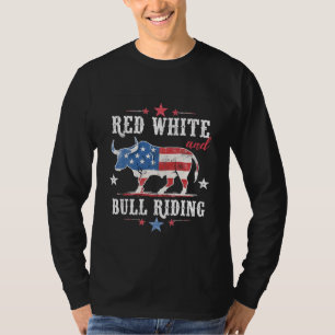 Camiseta Red White e Bull Andando Cowboys Americanos