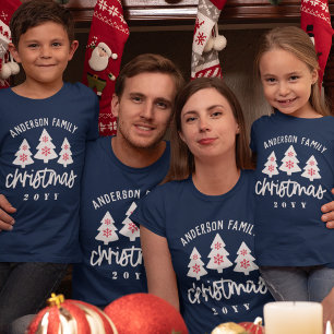 Camiseta Red White Tree Snowflake Nome da Família de Flocos