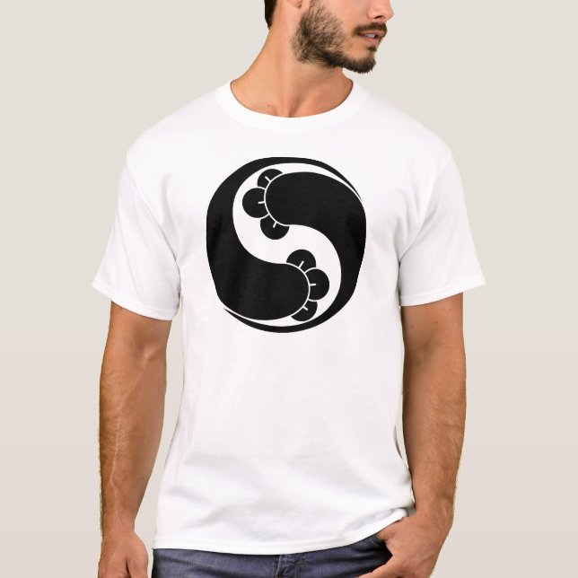 Camiseta Redemoinho de cravo de duas formas alteradas (Frente)