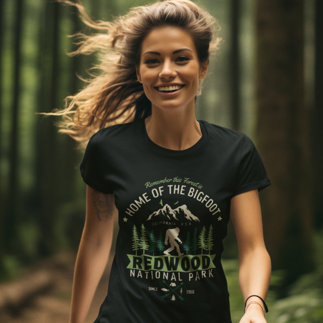 Camiseta Redwood National Park Home of the Bigfoot (Criador carregado)
