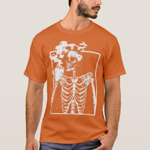 Camiseta Refrigerando esqueleto bebendo café Feliz Hallowee