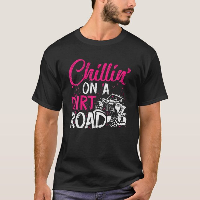 Camiseta Refrigerindo Em Uma Estrada De Sujeira Na Rapariga (Frente)