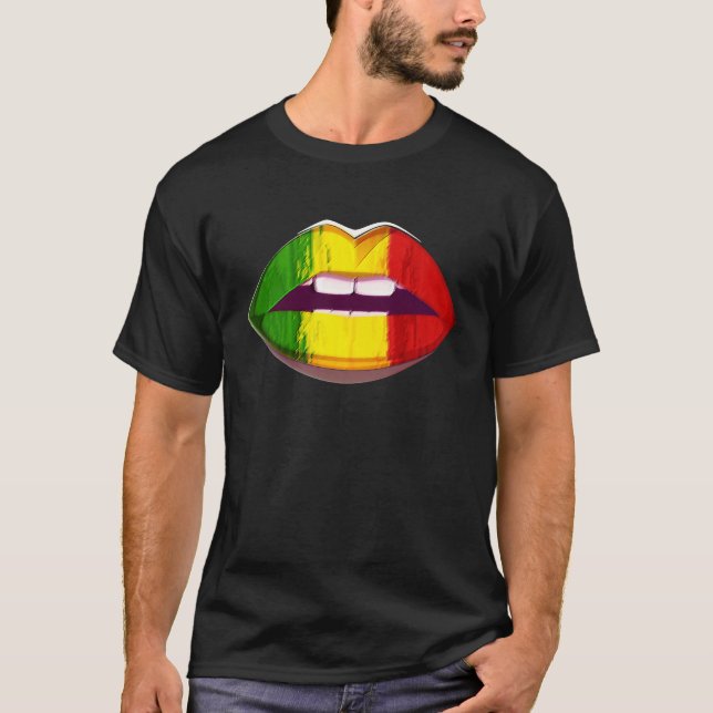 Camiseta Reggae Music Jamaica Kissing Lips Flag Rastafari R (Frente)