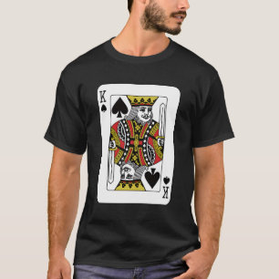 Camiseta Rei Dos Espadas Jogando Cartaz
