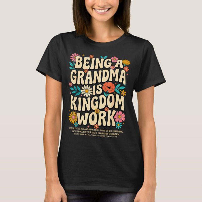 Camiseta Reino da Vovó Trabalho Fé Cristã Design (Frente)