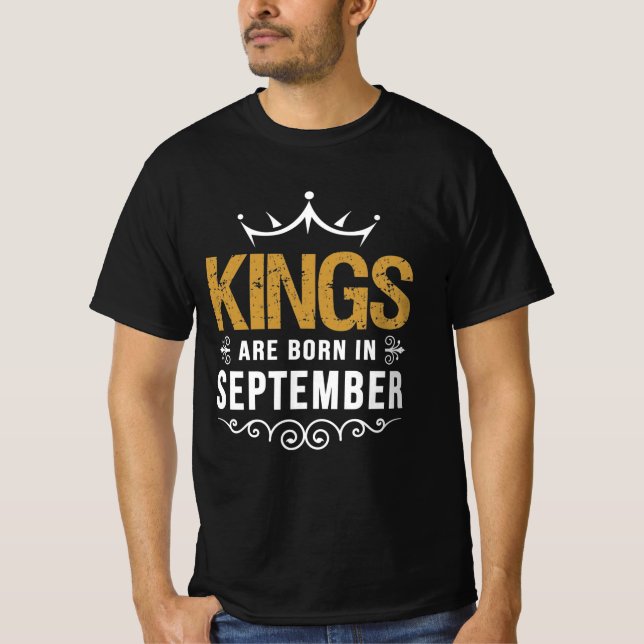 Camiseta Reis estão a nascer em setembro (Frente)
