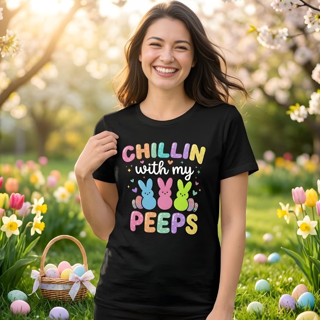 Camiseta Relaxando Com Meus Amigos Coelhinho De Páscoa Fofo (Criador carregado)