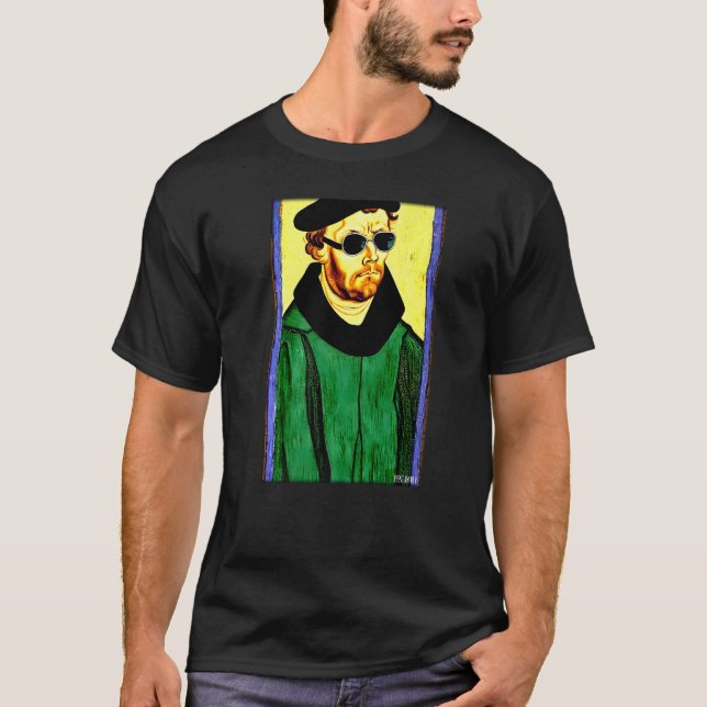 Camiseta Religião Martin Luther Igreja Evangélica Óculos de (Frente)