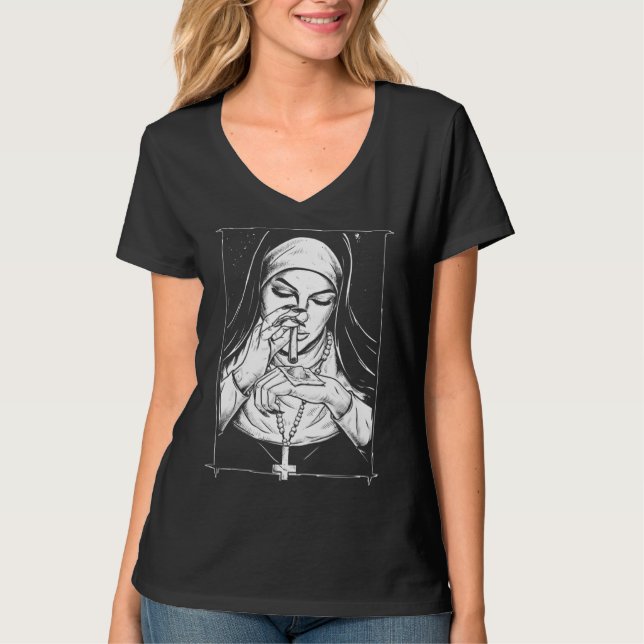 Camiseta religião ruim freiras travessas (Frente)