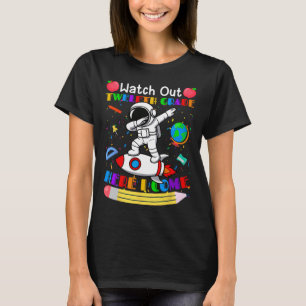 Camiseta Relógio Engraçado Cuidado Idoso Aqui Vou Eu Astron