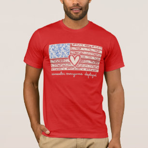 Camiseta Remember Everyone Deployed