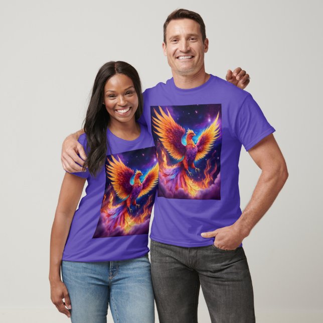 Camiseta Renascimento Étero: Rainbow Phoenix em Violet Flam (Unissex)