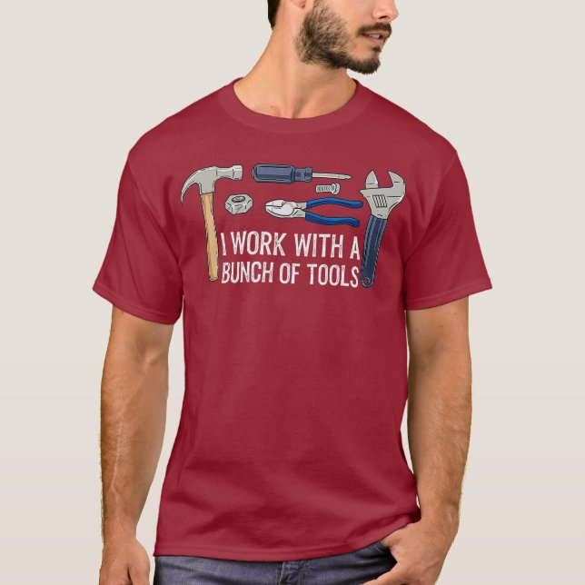 Camiseta Reparo de Hardware de Oferta Eletrônica Handyman M (Frente)