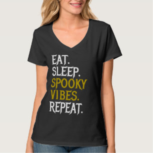 Camiseta Repetidamente coma Vibes do Sono - Halloween 2022