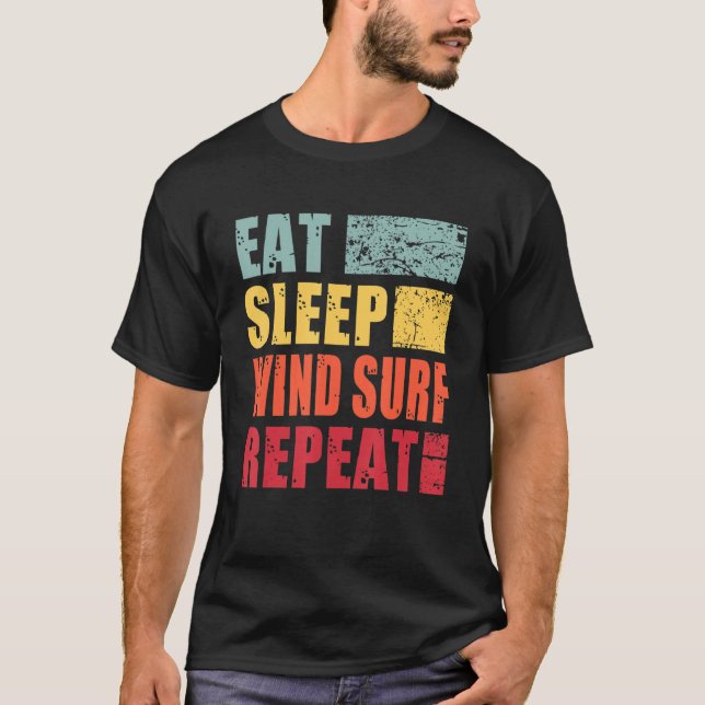 Camiseta Repetir o Surf de vento de repouso (Frente)