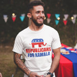 Camiseta Republicanos pelo Elefante Kamala Harris<br><div class="desc">Republicanos pela camiseta Kamala Harris com o elefante republicano vermelho e azul. Conservadores votando em Kamala para presidente nas eleições de 2024.</div>