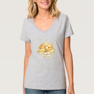 Camiseta Reservado o Dia Todo Gato Aconchegante Lendo Aqu