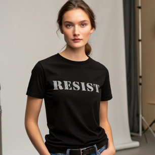 Camiseta RESIST - Prepare-se para a marcha de protesto pelo