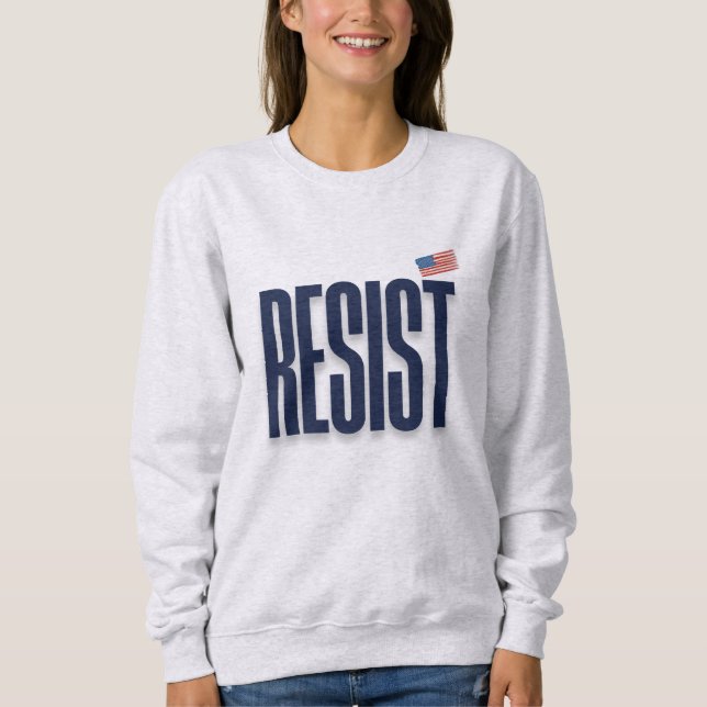 Camiseta RESIST Small American Flag - Declaração de protest (Frente)