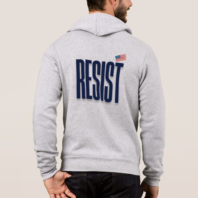 Camiseta RESIST Small American Flag - Declaração de protest (Verso)