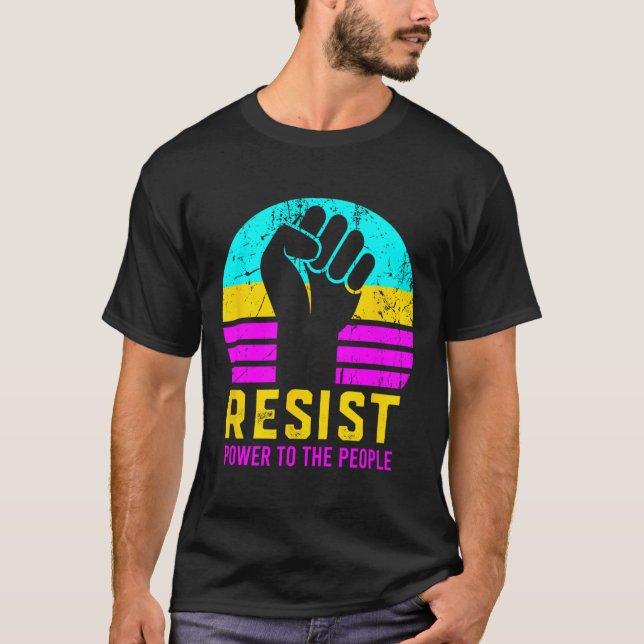 Camiseta Resiste O Poder Fascismo Às Pessoas (Frente)