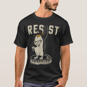 Camiseta Resistência ao Ativismo Pinguim - Ato Engraçado Re