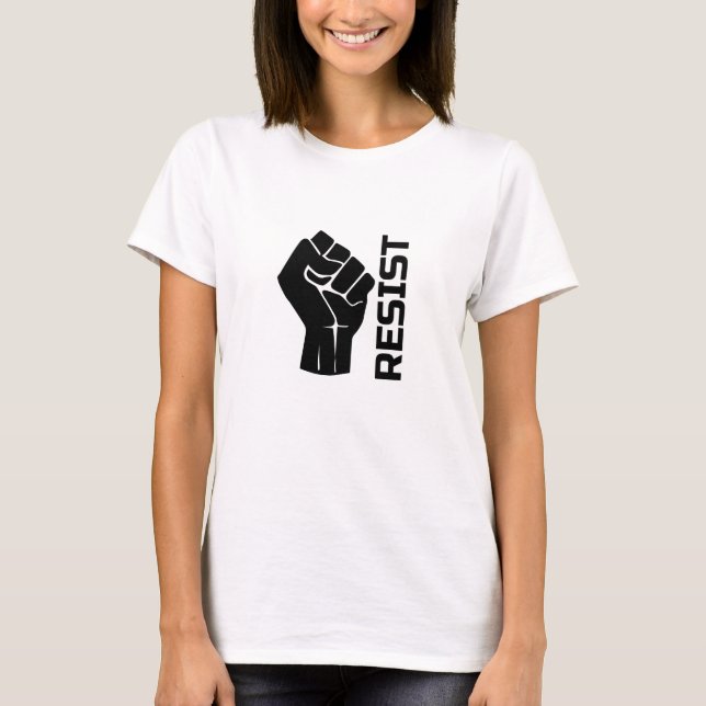 Camiseta Resistir com o punho - em preto 0002 (Frente)