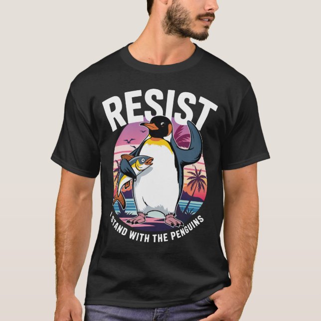 Camiseta Resistir Eu Fico Com Pinguins Retro Engraçado Ping (Frente)