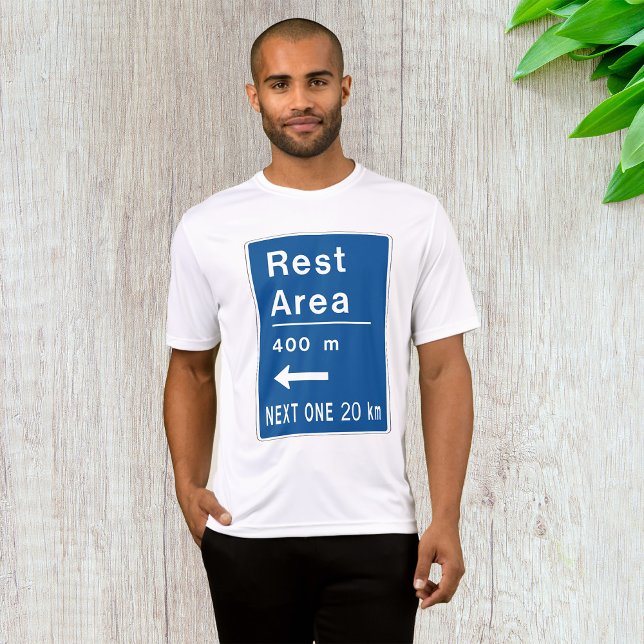 Camiseta Rest Area 400m Sinal de Estrada Esquerda (Criador carregado)
