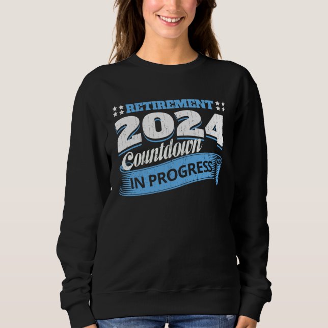 Camiseta Retirement 2024 Countdown In Progress  Retiring Qu (Frente)