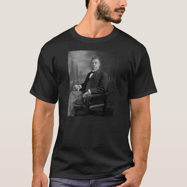 Camiseta Retrato de Booker T. Washington por Harris & por (Frente)