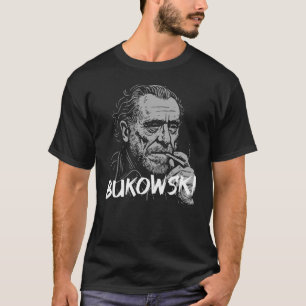 Camiseta Retrato de Charles Bukowski com Cigarro