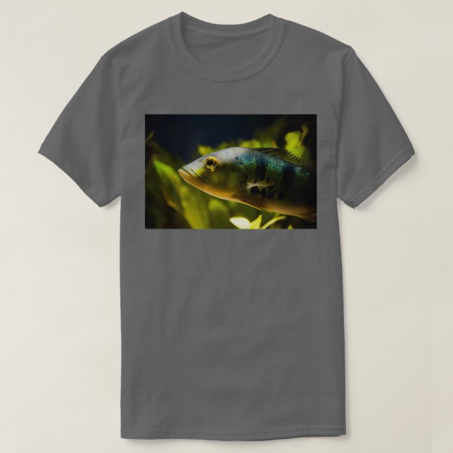 Camiseta Retrato de peixes listrados de aquário (Frente do Design)