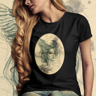 Camiseta Retrato feminino Crânio de aves e Wings Arte surre