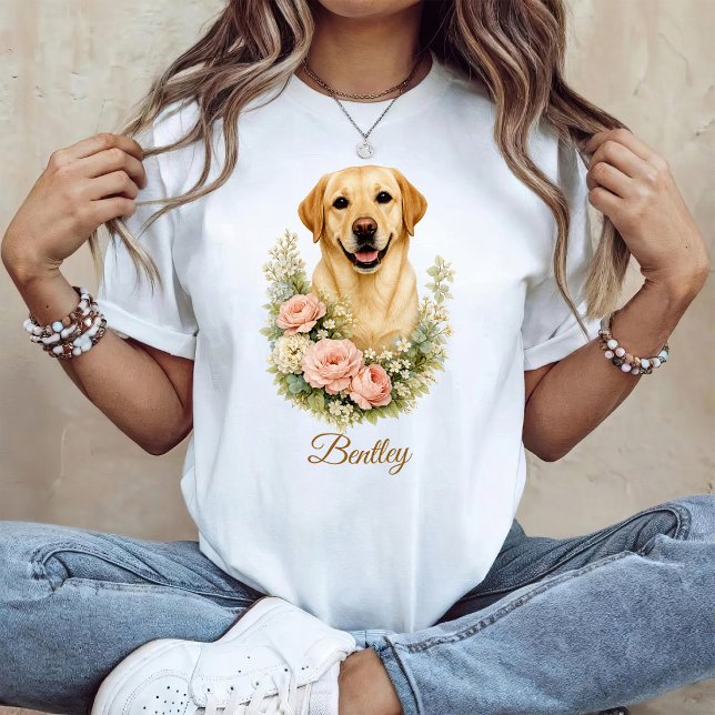 Camiseta Retrato Floral de Labrador (Criador carregado)