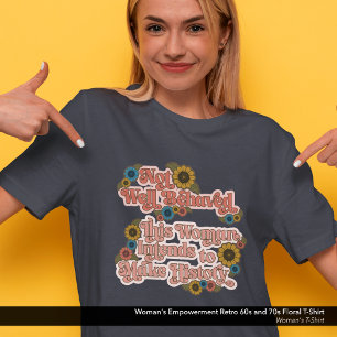 Camiseta Retro 60s e 70s Floral de Empoderamento feminino